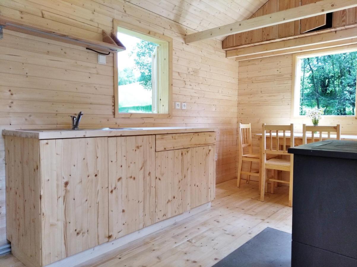 Celorocni Glamping V Pohodlnem Domecku Villa Výprachtice Buitenkant foto